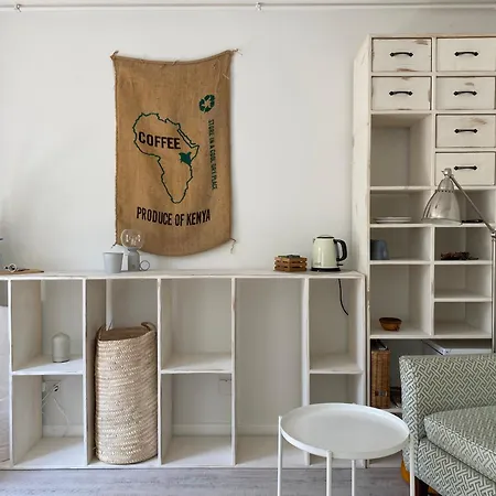 招待所 Helles 1-raum Mit Eigenem Bad & Terasse 3*