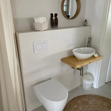 Helles 1-raum Mit Eigenem Bad & Terasse Pensjonat